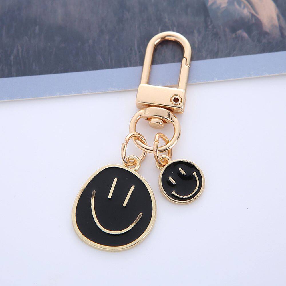 YANGW Creative Women Gift Accessories Jewelry Ornaments Car Key Ring Friends Couples Smile Face Keychain Irregular Round Keyring Handbag Charms Key Chain