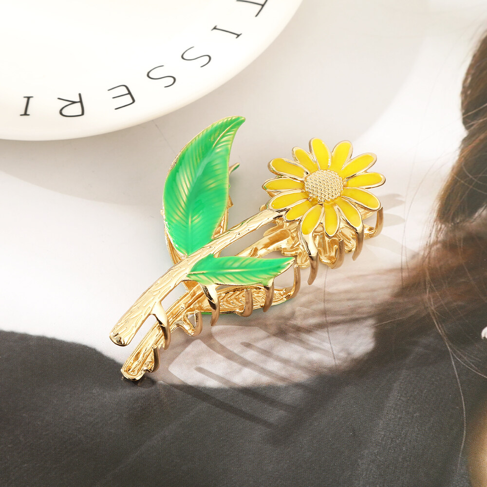 1pc Korean Gold Sunflower Hair Clip Alloy Flower Woman Hair Claw Ponytail Hairpin Summer Hair Accessories